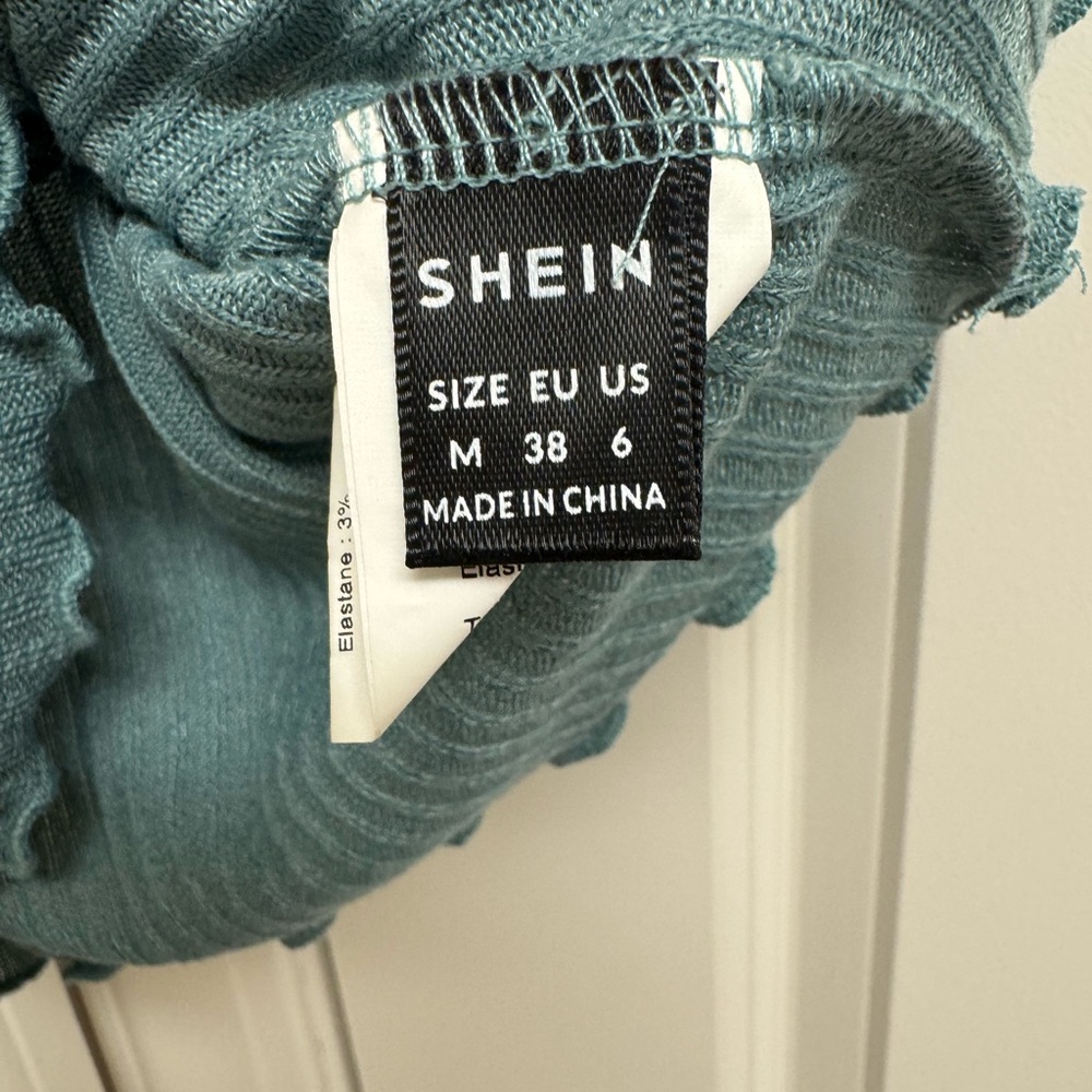 SHEIN Ribbed Blue Tank Top - Picture 2 of 2